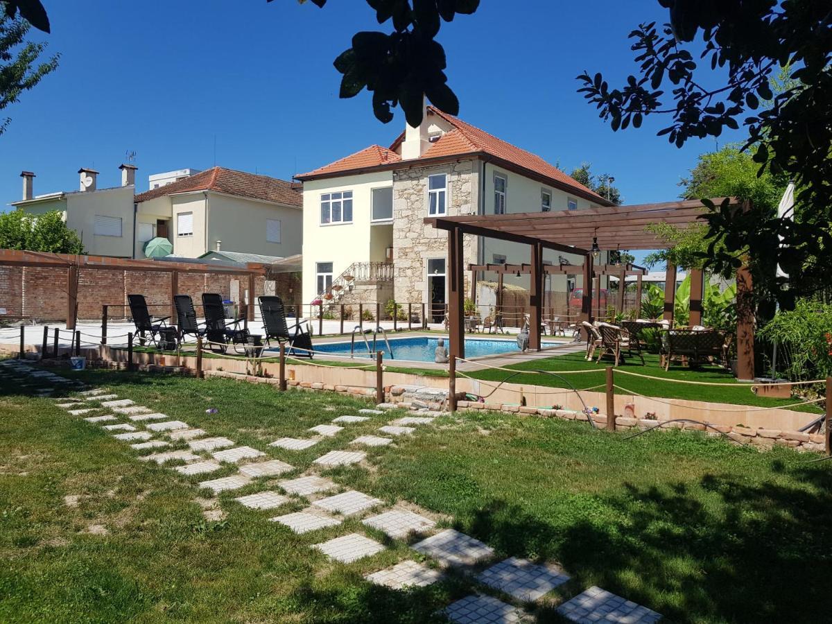 Garden Place Alojamento Local Vişeu Exterior foto